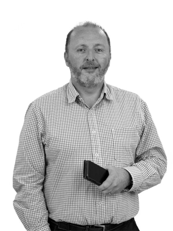 Jim Brown COMMERCIAL DIRECTOR